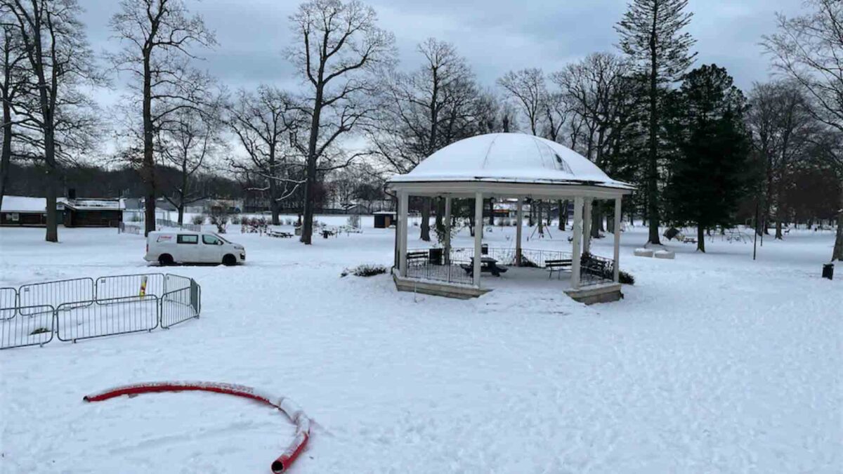 Lystlunden Park – Urban Utebane (2022) — Lystlunden Park 2022 – Kunstisbane i Horten